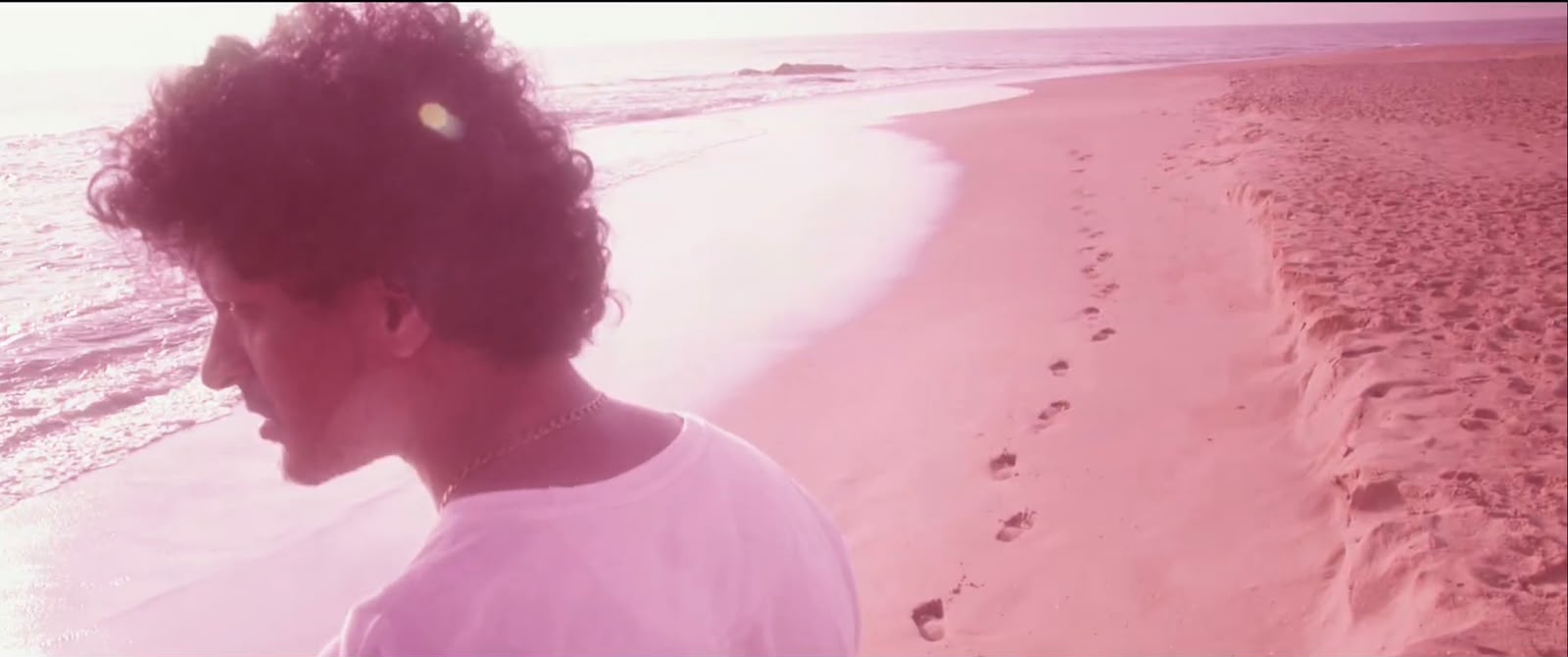 Mitin on the beach